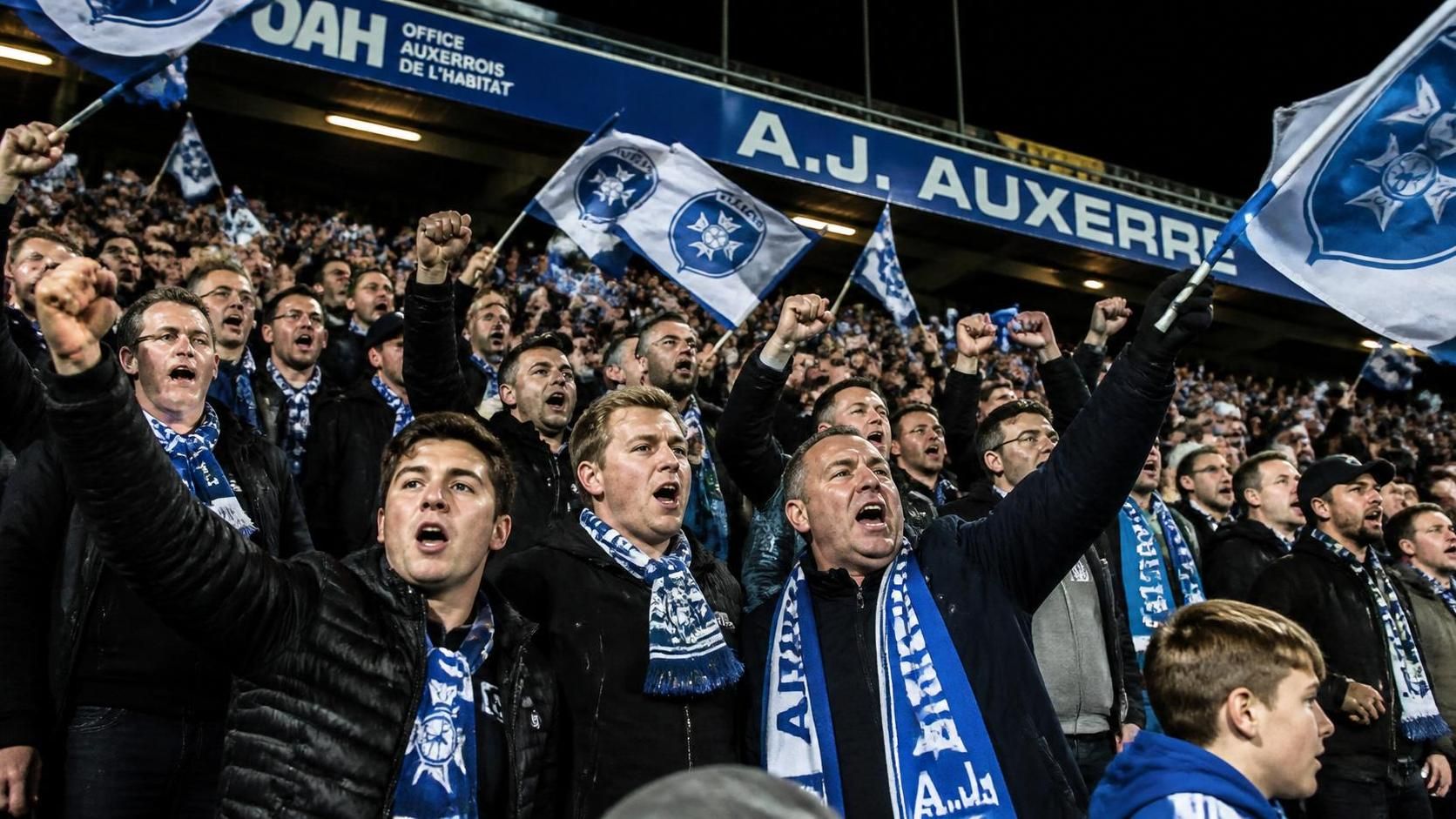 rejoignez le forum de l'aj auxerre pour échanger, partager et vibrer avec les passionnés du club. participez aux discussions, suivez l'actualité et vivez votre passion au cœur de la communauté.
